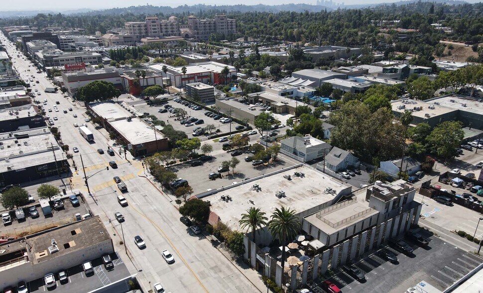 More Photos Of 401 S Fair Oaks Ave, Pasadena Medical For Lease