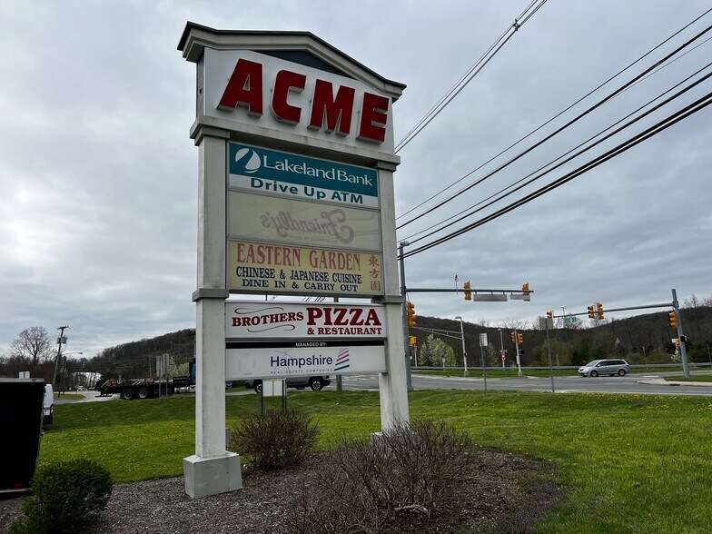 More Photos Of 455 State Rt 23, Wantage Supermarket For Lease