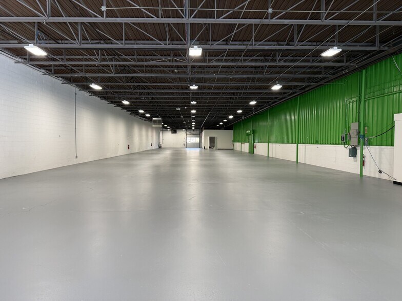 More Photos Of 100 Chelmsford Rd, Billerica Manufacturing For Lease