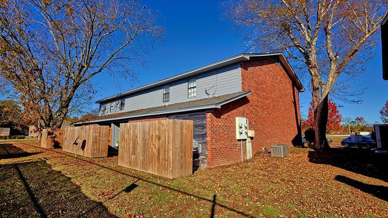 More Photos Of 1444 Oakwood Dr, Greenville Apartments For Sale