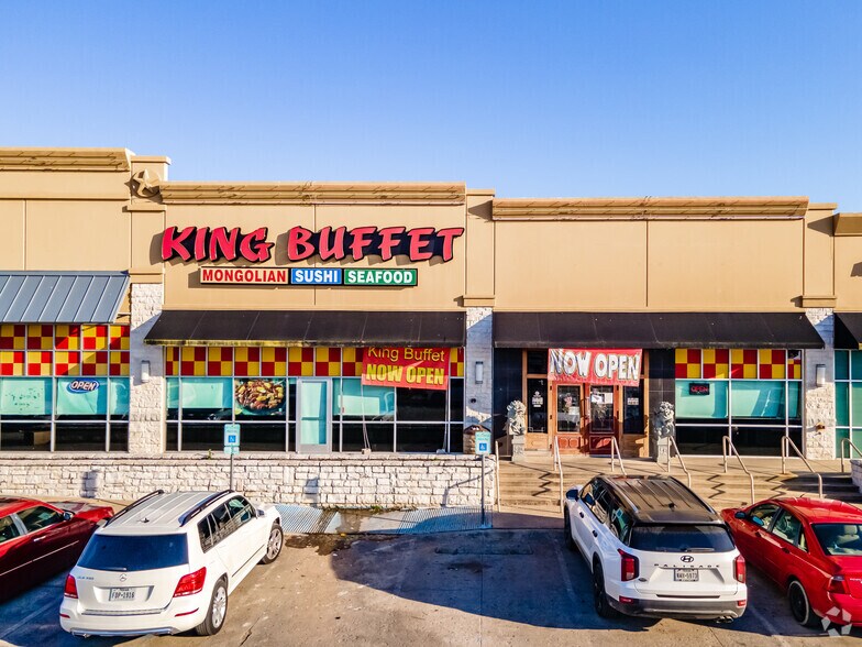 More Photos Of 2916 N US Highway 75, Sherman Storefront For Lease