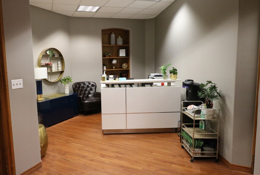 More Photos Of 730 17th St, Denver Office For Sale