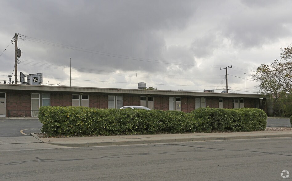 More Photos Of 2330 S Main St, Salt Lake City Office For Lease