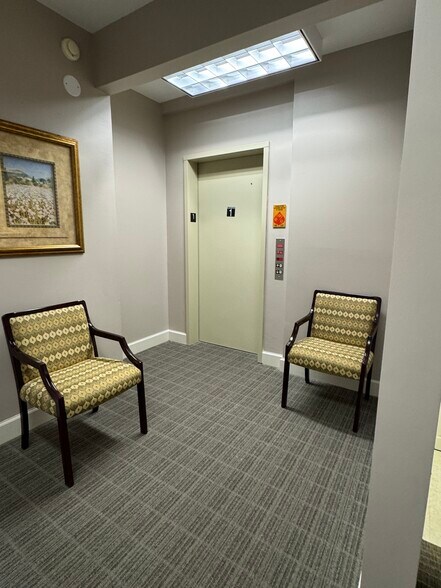 More Photos Of 110 Turnberry Way, Pinehurst Office Residential For Lease