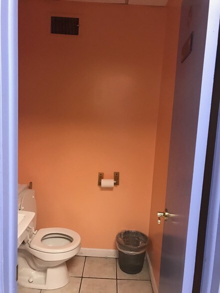 More Photos Of 68-72 Main St, Woodbridge Storefront Retail Residential For Sale