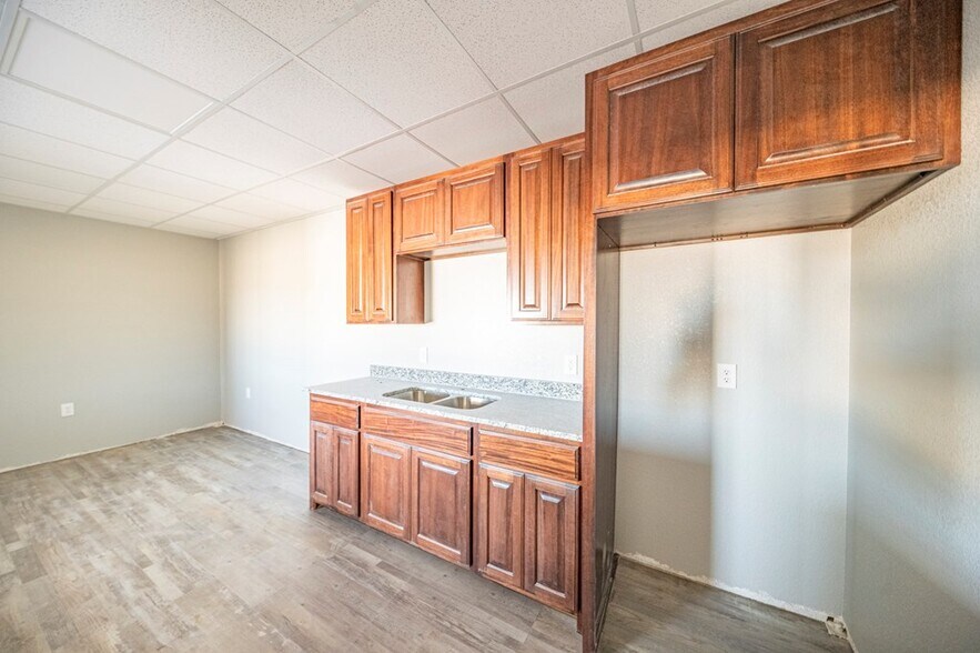 More Photos Of 16690 W Basin St, Odessa Industrial For Sale