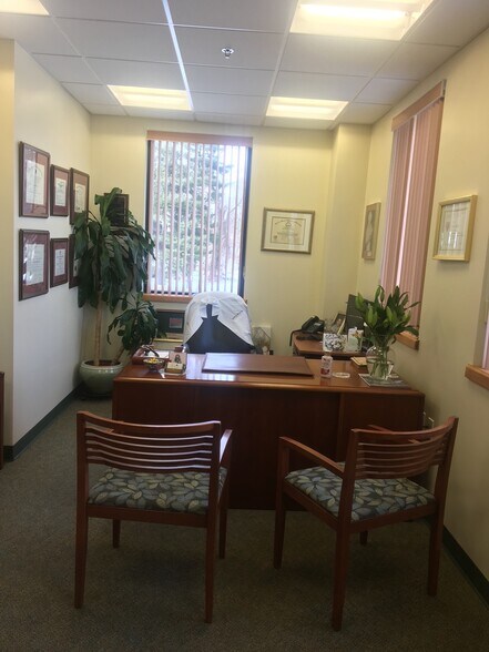 More Photos Of 200 Silver St, Agawam Medical For Lease