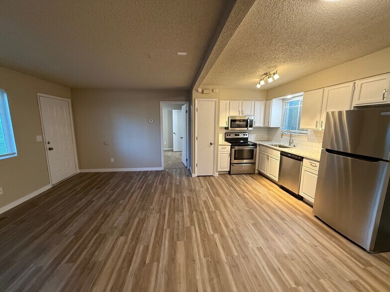 More Photos Of 1017 Bennett Ave, Colorado Springs Multifamily For Sale