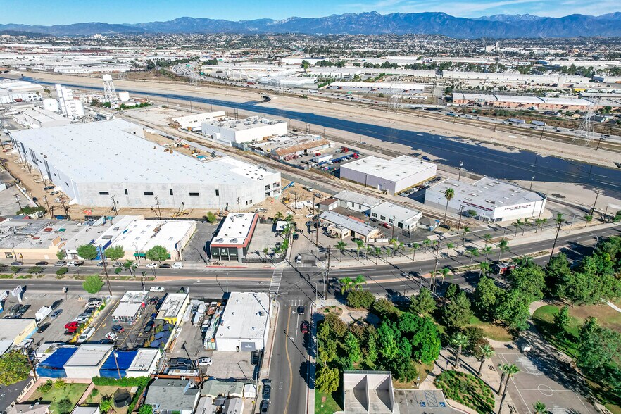 More Photos Of 5005 E Slauson Ave, Vernon Warehouse For Sale