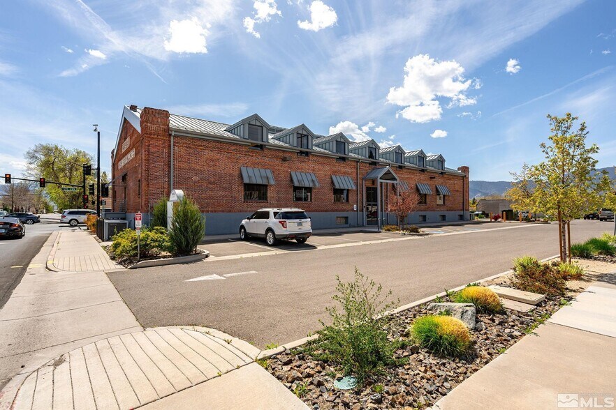 More Photos Of 1615 US Highway 395 N, Minden Office For Sale