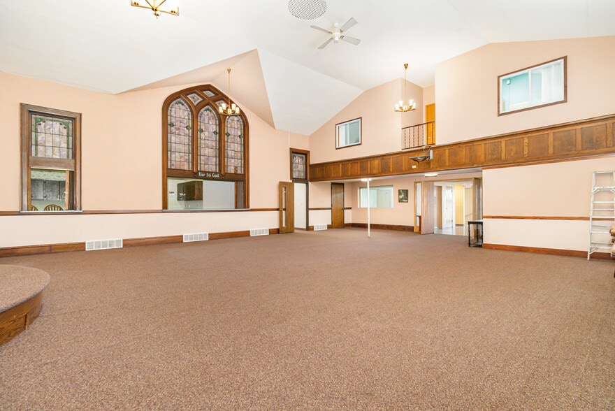More Photos Of 405 Broadway Ave S, Cokato Religious Facility For Sale