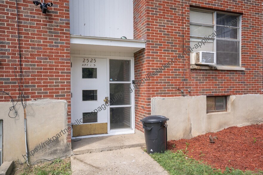 More Photos Of 2525 Lakeview Ave, Dayton Apartments For Sale