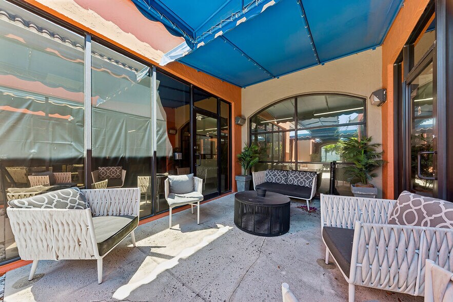 More Photos Of 1590 S Congress Ave, West Palm Beach Medical For Sale