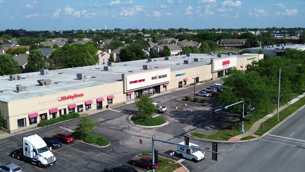 More Photos Of 15601-15625 S 94th Ave, Orland Park Unknown For Lease