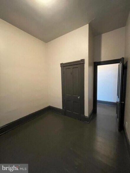 More Photos Of 228-230 Summit Ave, Hagerstown Apartments For Sale