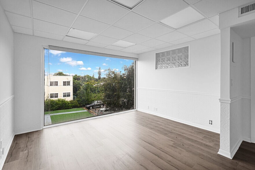 More Photos Of 150 E Davie Blvd, Fort Lauderdale Medical For Lease