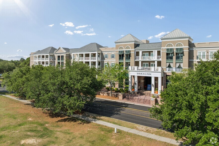 Primary Photo Of 211 River Landing Dr, Charleston Apartments For Lease