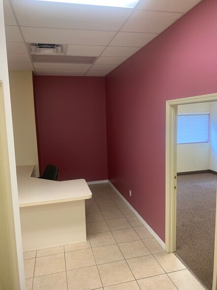 More Photos Of 37826-37828 Sky Ridge Cir, Dade City Flex For Lease