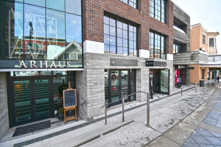 More Photos Of 639 Main St, Park City General Retail For Lease