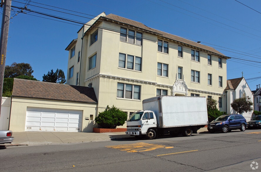 More Photos Of 3900 Balboa St, San Francisco Religious Facility For Sale
