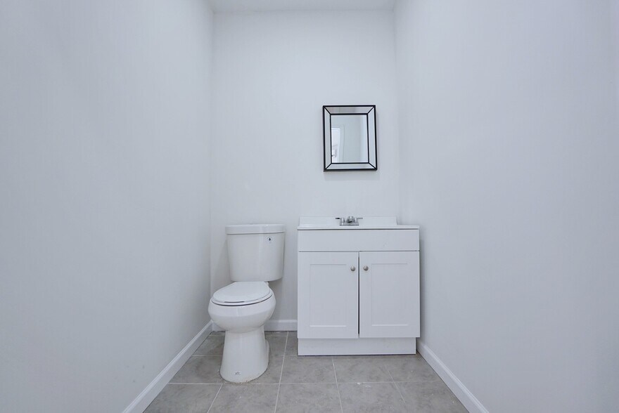 More Photos Of 949 Adelphia-Farmingdale Rd, Howell Loft Creative Space For Sale