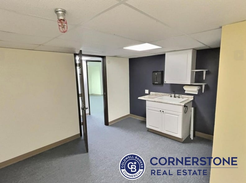 More Photos Of 330 S Walsh Dr, Casper Medical For Lease