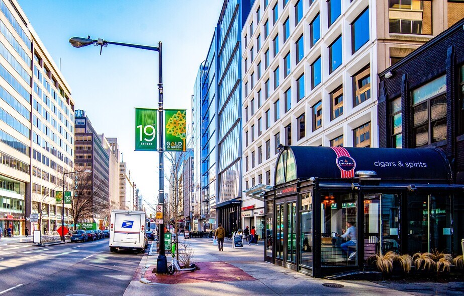 More Photos Of 1132 19th St NW, Washington Restaurant For Sale