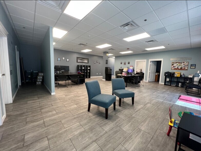 More Photos Of 11851 N 51st Ave, Glendale Medical For Sale