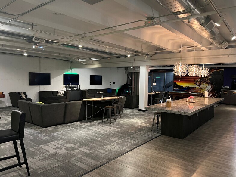 More Photos Of 100 E Broadway Ave, Eugene Office For Sale