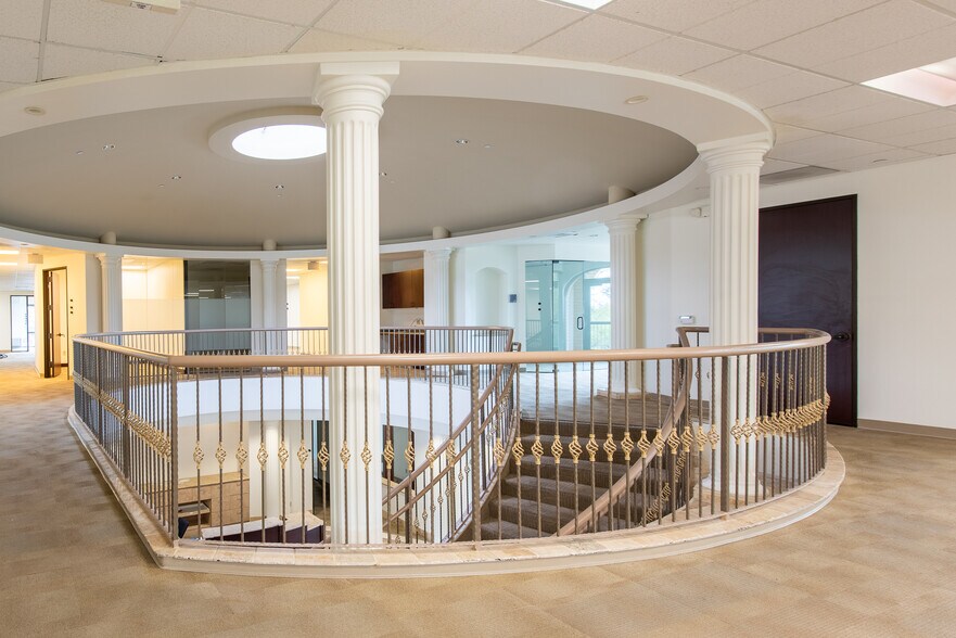More Photos Of 10275 N De Anza Blvd, Cupertino Medical For Lease