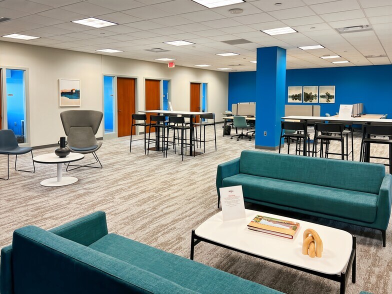 More Photos Of 24 Frank Lloyd Wright Dr, Ann Arbor Coworking Space