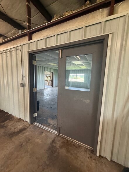 More Photos Of 542-544 Chestnut St, Skiatook Flex For Sale