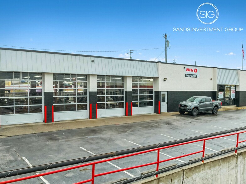 Primary Photo Of 5809 Nolensville Pike, Nashville Auto Repair For Sale