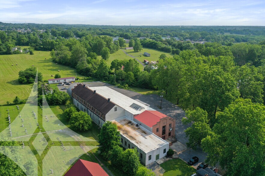 More Photos Of 144 Runnymeade rd, Bunker Hill Specialty For Sale