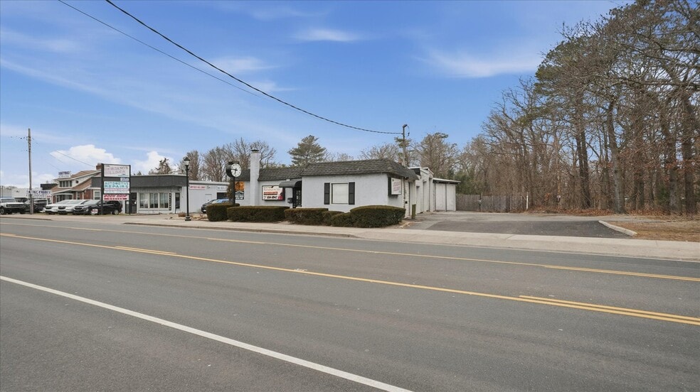 More Photos Of , Medford General Retail For Sale