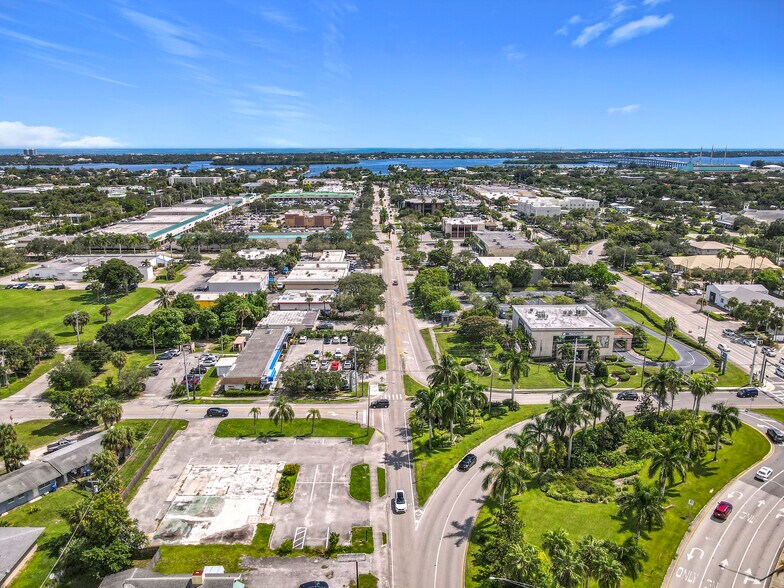 More Photos Of 810 21st St, Vero Beach Land For Sale