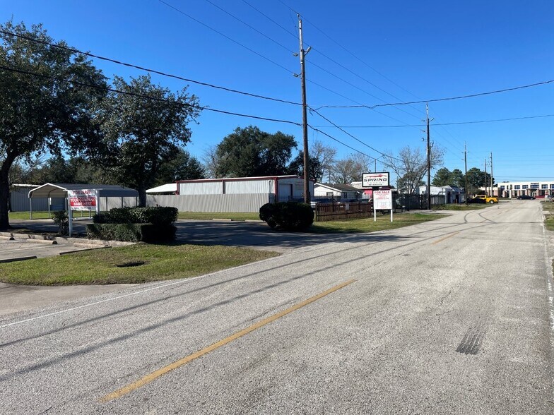 More Photos Of , Spring Unknown For Sale