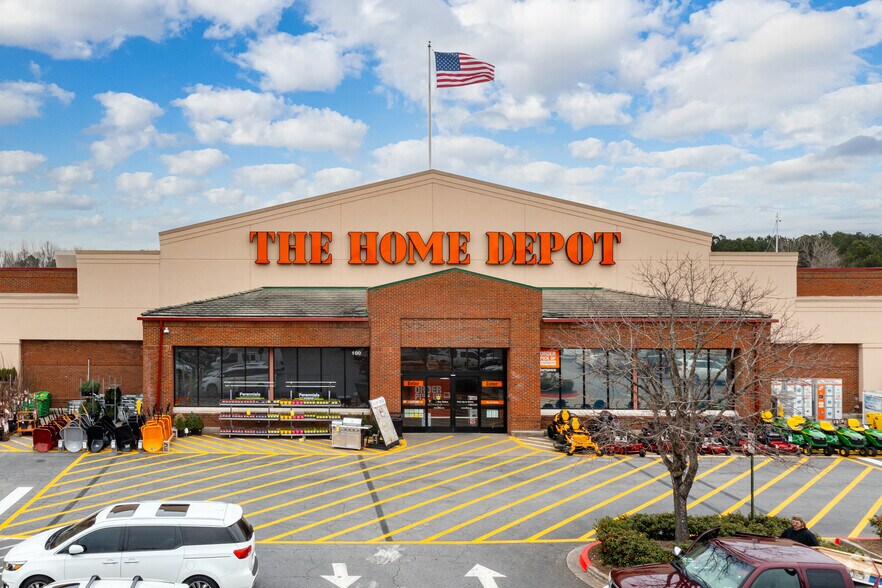 More Photos Of 3605 Sandy Plains Rd, Marietta General Retail For Lease