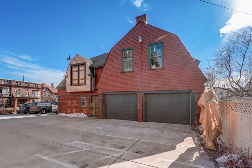 More Photos Of 3209 W Wells St, Milwaukee Hospitality For Sale