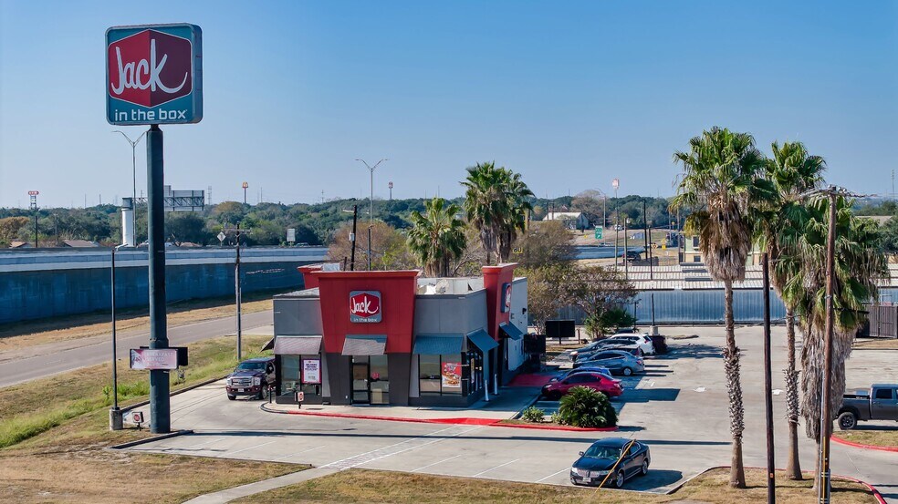 Primary Photo Of 10602 Ih 37, Corpus Christi Fast Food For Sale