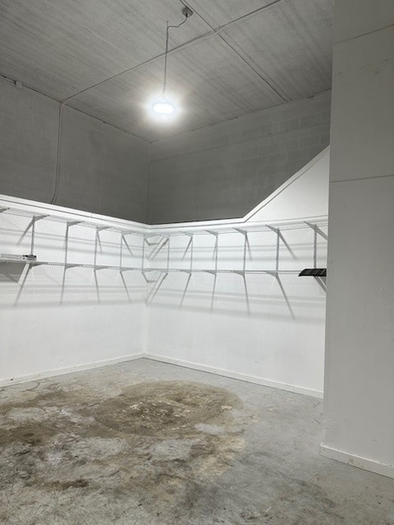 More Photos Of 16115-16155 SW 117th Ave, Miami Light Distribution For Sale