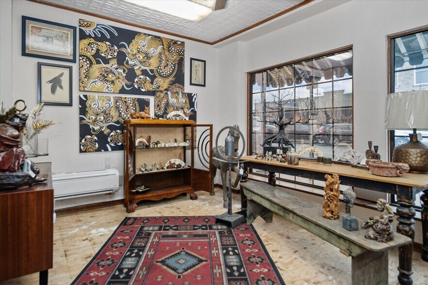 More Photos Of 117 E Lufkin Ave, Lufkin General Retail For Sale