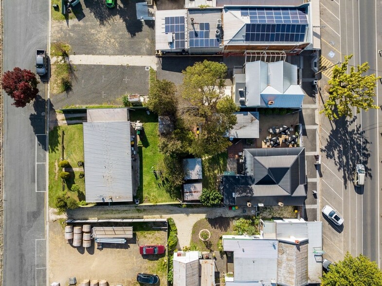 More Photos Of 91 High St, Heathcote Restaurant For Lease