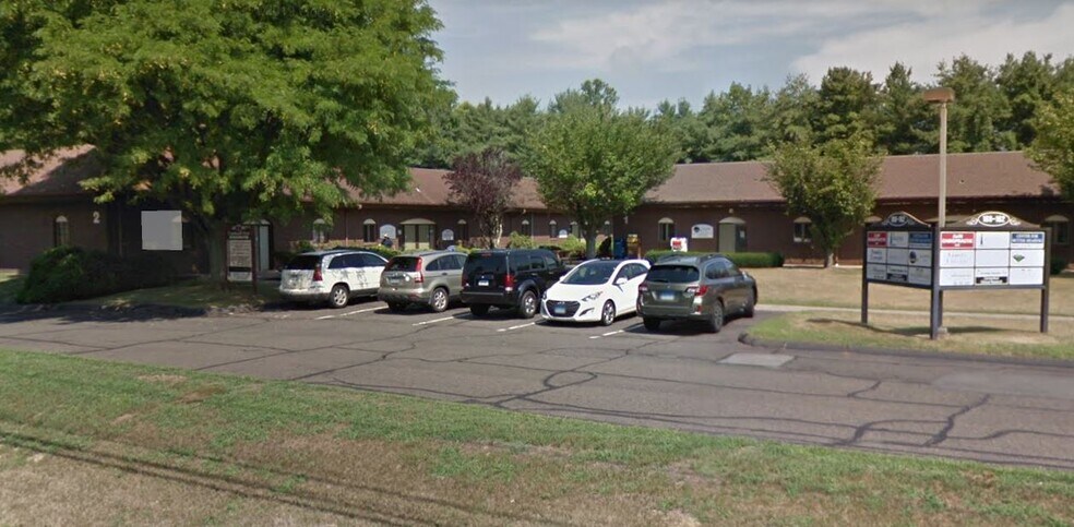 More Photos Of 160 West St, Cromwell Office For Lease