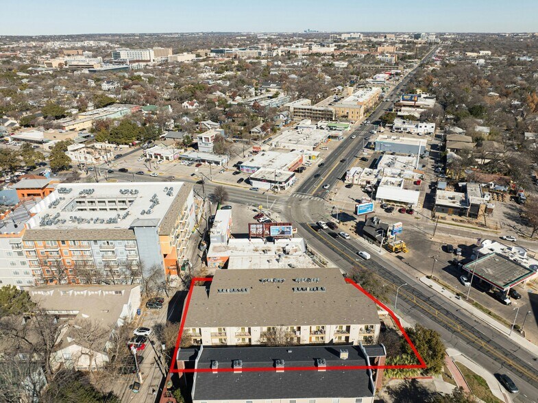 More Photos Of 2818 Nueces St, Austin Apartments For Sale