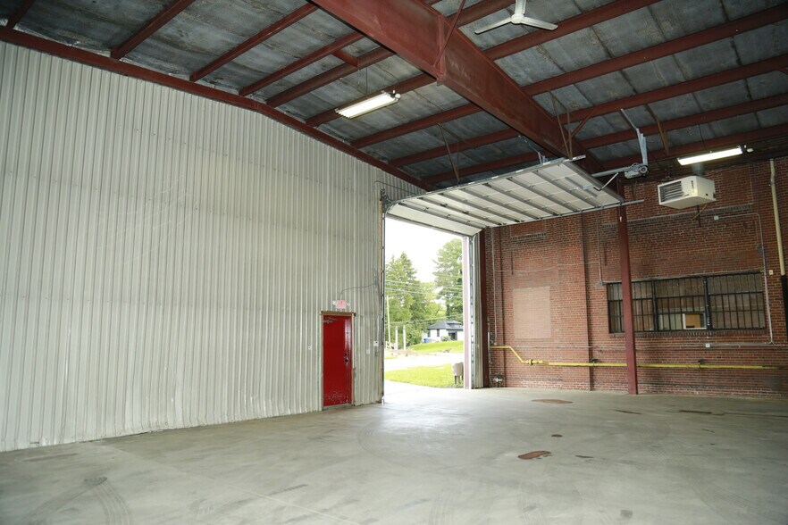 More Photos Of 1200 Morgantown Ave, Fairmont Warehouse For Sale