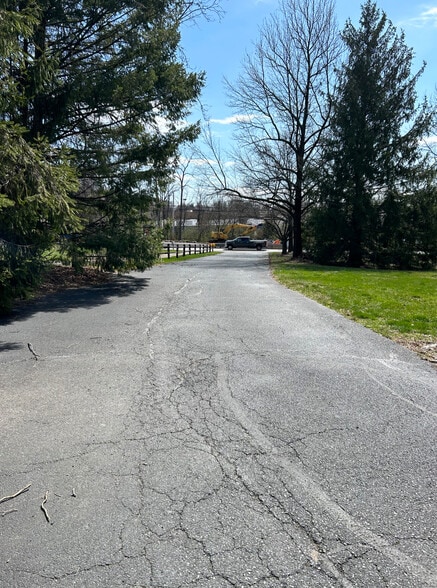 More Photos Of 831 DeKalb Pike, Blue Bell Schools For Sale