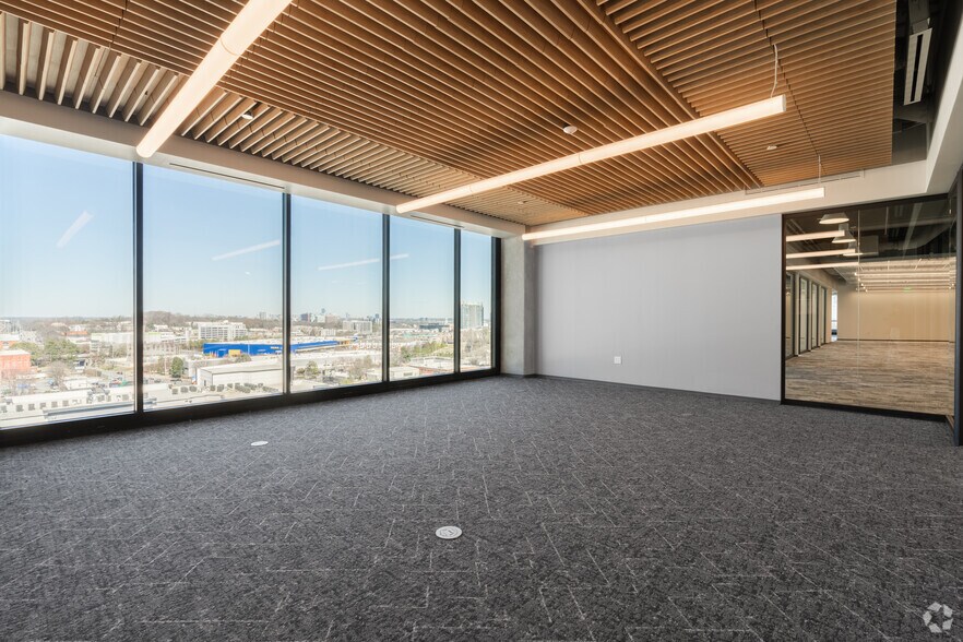 Photo of 9th Floor Ste 925