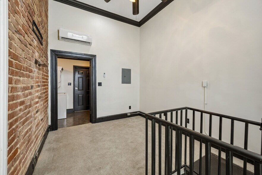 More Photos Of 217 E Deadrick St, Jackson Apartments For Sale