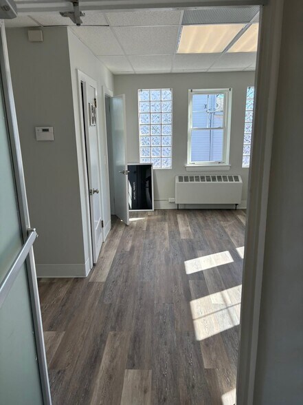More Photos Of 17 Water St, Milford Office For Lease